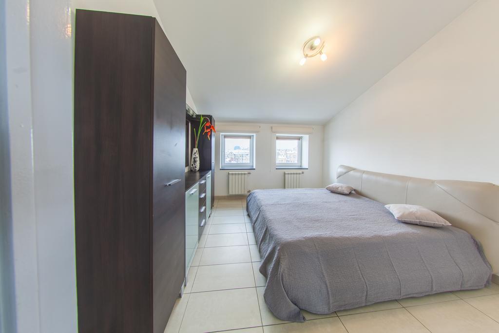 Mansard Apartment Antonovicha 4 Kyiv Quarto foto
