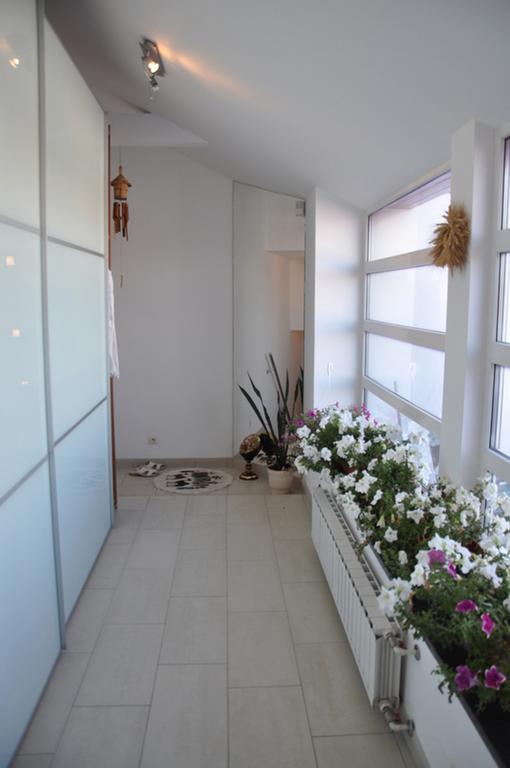Mansard Apartment Antonovicha 4 Kyiv Exterior foto