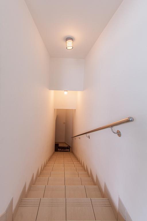 Mansard Apartment Antonovicha 4 Kyiv Exterior foto